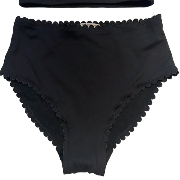 Habitual Scalloped Bikini, 7/8 - Picture 7 of 16